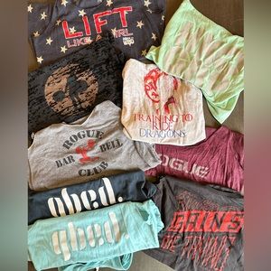 Weightlifting/Gym Tank Bundle - 9 tanks - Size M/L